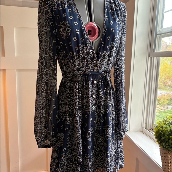 Chan Luu Navy and White Paisley Long Sleeve Dress Size Small - Picture 3 of 12